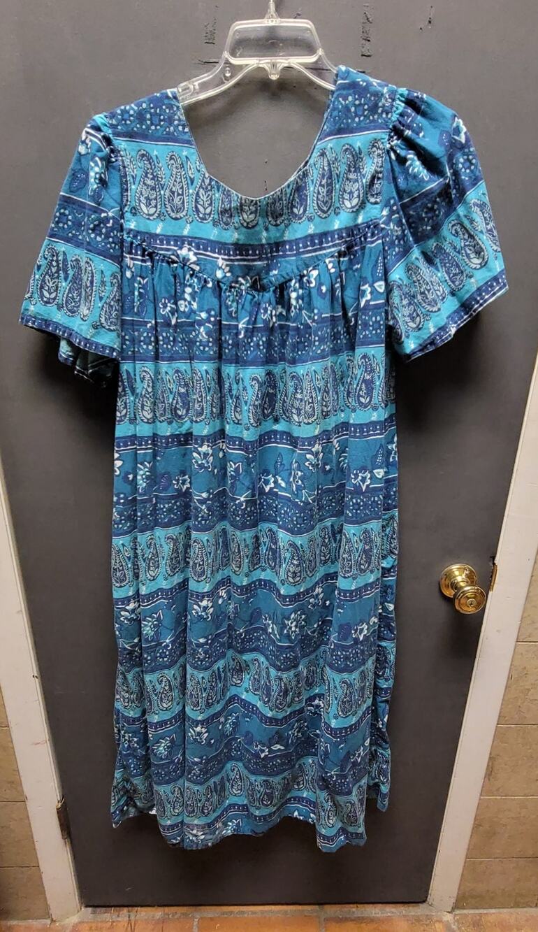 Vintage Phases XL short sleeve paisley housedress pockets cozy cotton kaftan